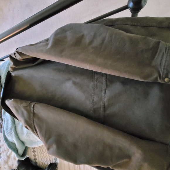 Jacket - Picture 7 of 10